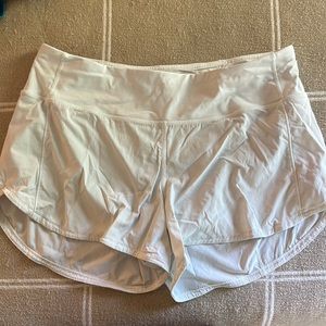 Lululemon white Speed up short, 4”, mid rise, size 8